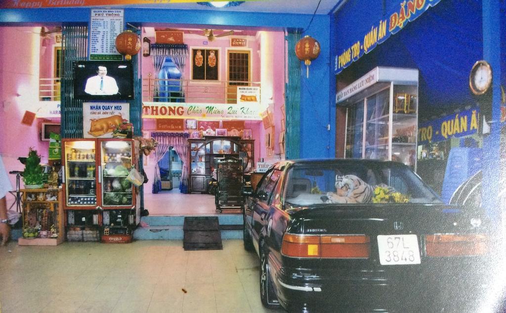 Phu Thong Hotel Chau Doc Buitenkant foto
