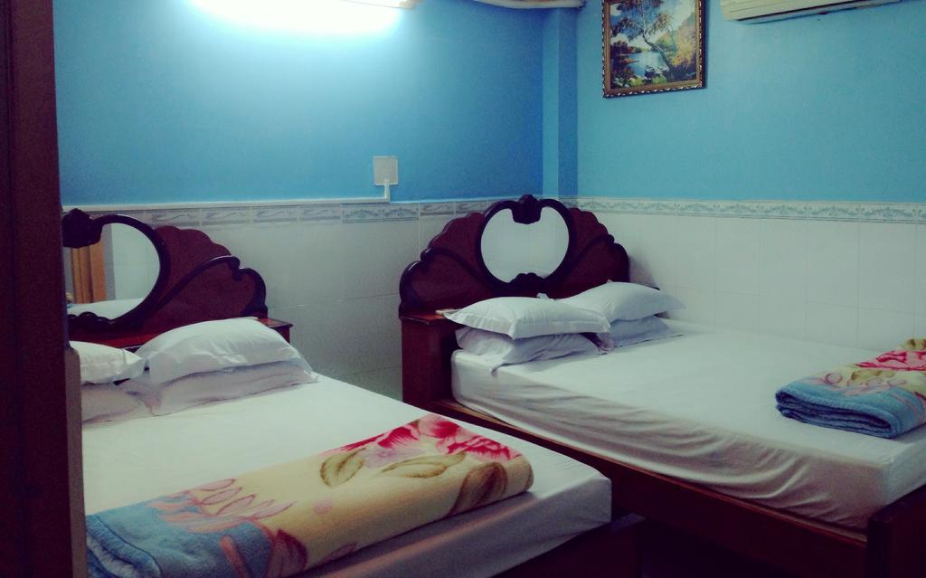 Phu Thong Hotel Chau Doc Kamer foto