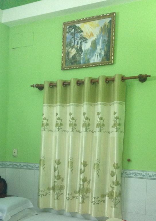 Phu Thong Hotel Chau Doc Kamer foto